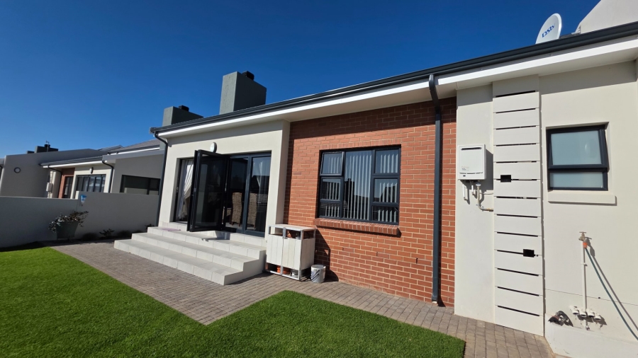 3 Bedroom Property for Sale in Hartenbos Heuwels Western Cape